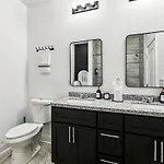 Apartment Luxury 5br Designer And Stylish Nola Getaway