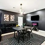 Luxury 5br Designer And Stylish Nola Getaway Apartment