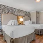 Western French Quarter Courtyard Hotel 4*
