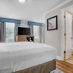 Western French Quarter Courtyard Hotel 4*