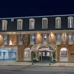 Western French Quarter Courtyard Hotel