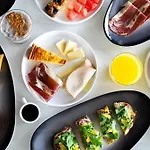 Ac Hotel By Marriott New Orleans French Quarter