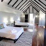 Delight House Inn *