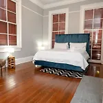 Delight House Inn *
