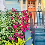 Charming Creole Cottage Near French Quarter