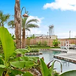 The Florentine Private 12Br Villa