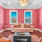 Barbie Dream Suite W Hot Tub Sauna Near Fq