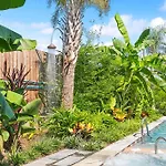 The Herald 12Br Private Villa