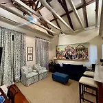 Nola Condo