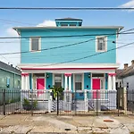 Urban 3 Bedroom Local Art Filled Frenchman Oasis