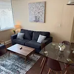 Beautiful Walk To French Quarter, Pool, Gym, View