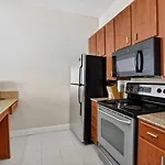 Roami At Duncan Plaza Apartment New Orleans
