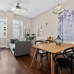 Roami At Duncan Plaza Apartment New Orleans