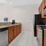 Roami At Duncan Plaza Apartment New Orleans