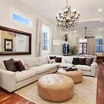 Holiday home Historic 8br With Pool Hot Tub New Orleans