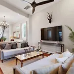 Historic 8br With Pool Hot Tub Holiday home New Orleans