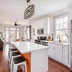 Beautiful Allen Toussaint Earhart Duplex *