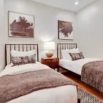 Holiday home Historic 8br With Pool Hot Tub New Orleans