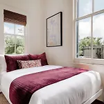 Luxe 12-bedroom Garden District Shared Pool Holiday home