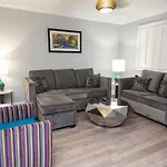 Aparthotel Frenchmen 2br Retreat W Free Parking & Pool