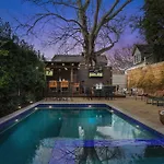 Historic 8br With Pool Hot Tub *