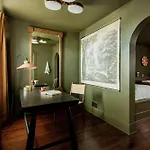 Rare 10br Luxury Estate Heated Indoor Pool Holiday home New Orleans