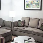 Aparthotel Modern 1br Retreat On Frenchmen Street W Pool New Orleans