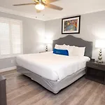 Frenchmen 2br Retreat W Pool & Hot Tub Access New Orleans