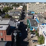 Chic 1br Retreat On Frenchmen Street W Pool New Orleans