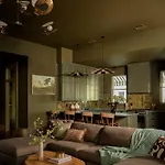 Holiday home Rare 10br Luxury Estate Heated Indoor Pool