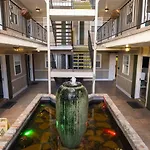Frenchmen St 2br Hideaway W Pool & Hot Tub 4* New Orleans