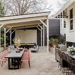 Rare 10br Luxury Estate Heated Indoor Pool Holiday home New Orleans