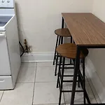 2Br Penthouse On Claiborne