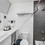 Moon 301 - Crescent Moonrise - 1 Bedroom - 1 Bath Holiday home