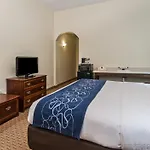 Hotel Comfort East