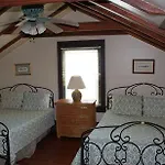 Hotel Lion's 3*