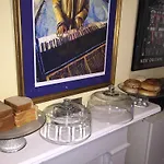 Bed & Breakfast The Burgundy New Orleans