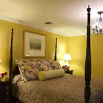 Hotel Bienville House New Orleans