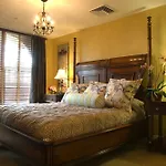 Bienville House