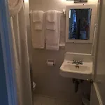 Nine-o-five Royal 3* New Orleans