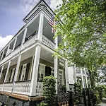 Rathbone Mansions 3* New Orleans