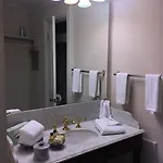 Chateau Orleans Aparthotel 3*