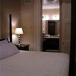 Inn The Prytania Oaks