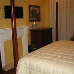 The Prytania Oaks Inn 2*