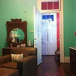 La Belle Esplanade Bed & Breakfast