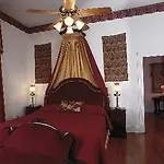 Hotel Hubbard Mansion