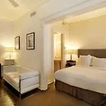 St. Helene Hotel