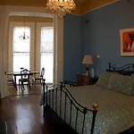 Hotel Avenue New Orleans
