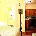 Lion's Hotel New Orleans