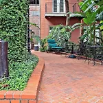 Chateau Orleans Aparthotel 3*